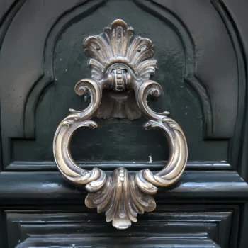Retro Baroque Carved Decorative Door Pull for Classic Home